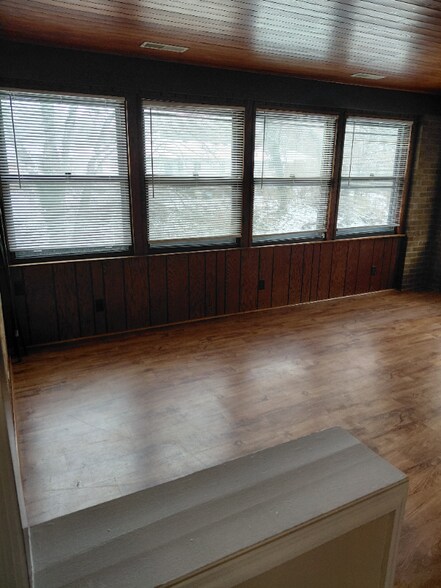 Building Photo - 5434 Fox Rd