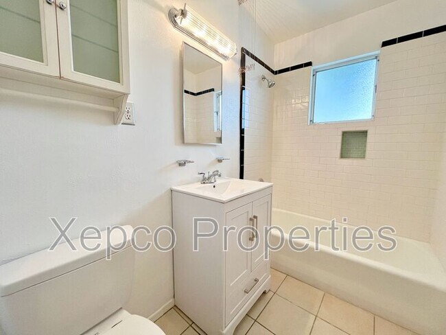 Building Photo - 4019 Cll San Raphael