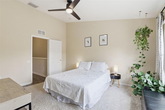 Building Photo - 2896 Polvadero Ln