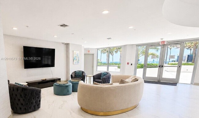 Building Photo - 5200 N Ocean Dr