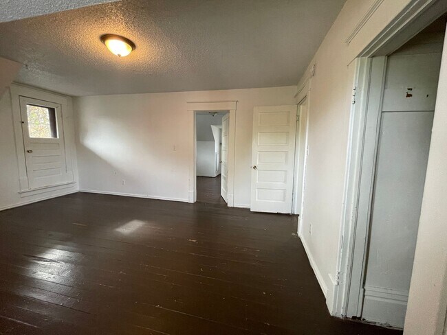 Building Photo - Coming Soon Northside 2 story