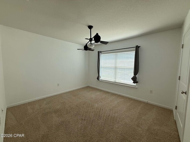 Building Photo - 7300 Ellie B Dr
