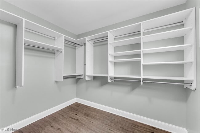 Building Photo - 961 Montford Rd