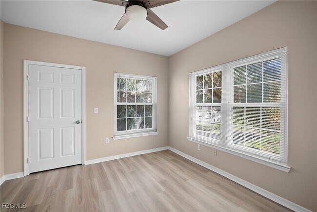 Building Photo - 23660 Walden Center Dr