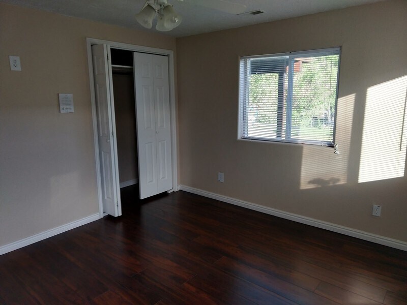 Building Photo - 4045 W Juniper Rd