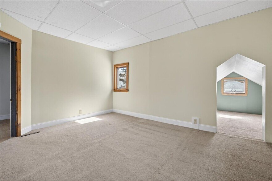 Building Photo - 204 Saratoga Ave