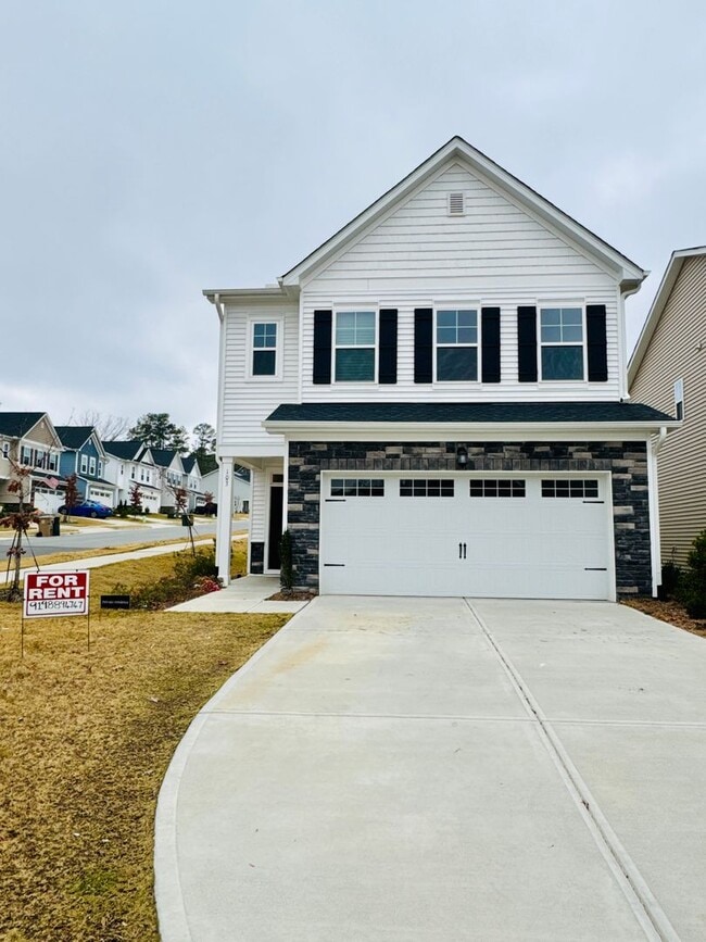 Building Photo - Wonderful 3 bed home