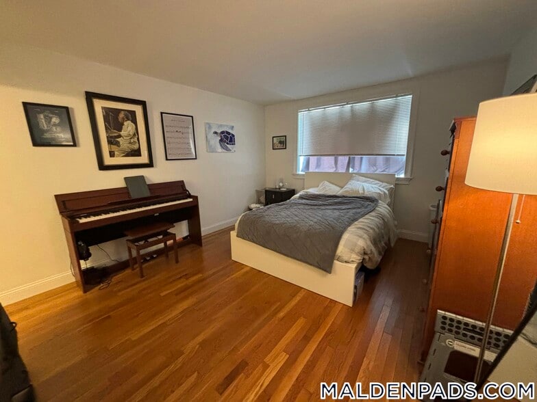 Building Photo - 134 Summer St