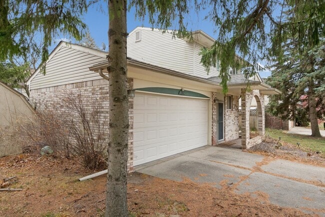 Building Photo - 4254 Halkirk Dr