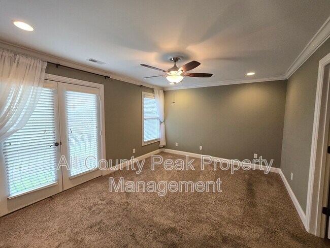 Building Photo - 216 Shady Ridge Ln