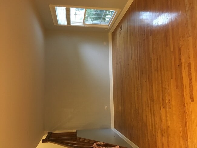 Building Photo - 1722 Ranchview Dr