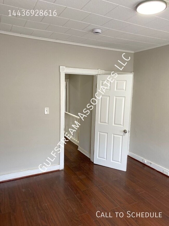 Building Photo - 436 N Rose St