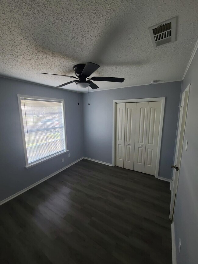 Building Photo - Canton TX Apartments