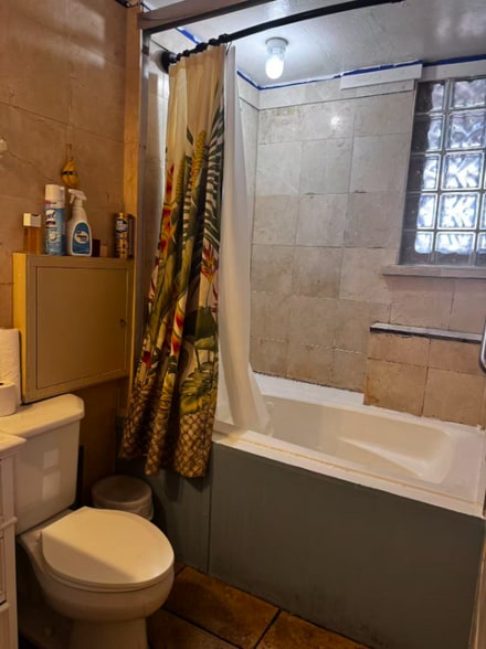 Building Photo - 419A Atkinson Dr