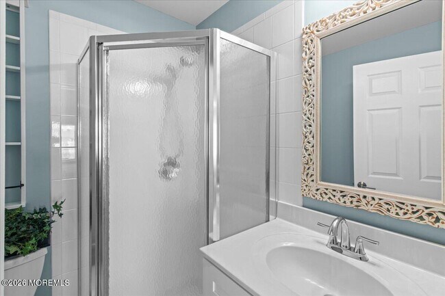 Building Photo - 26 Bayview Ct