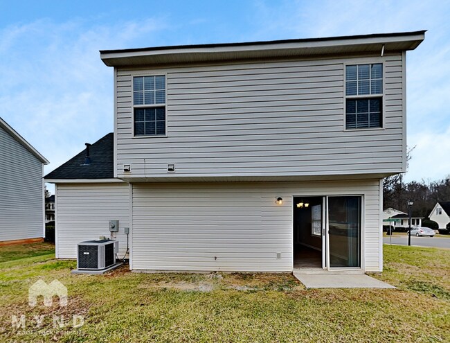 Building Photo - 11550 Stewarts Crossing Dr