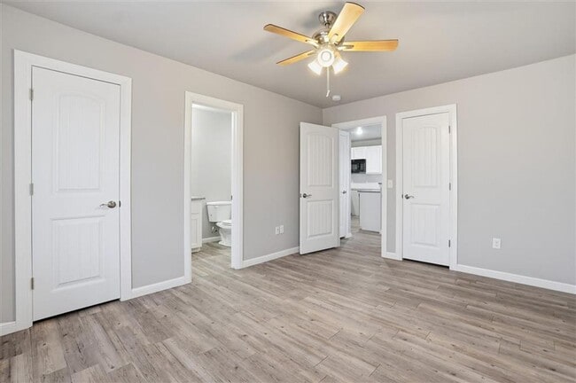 Building Photo - Brand New Near Downtown Cache – 15 Min to Fort Sill. 50% off First Full Month's Rent