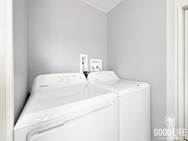 Building Photo - Renovated San Marcos Home with Fruit Trees & Large Yard