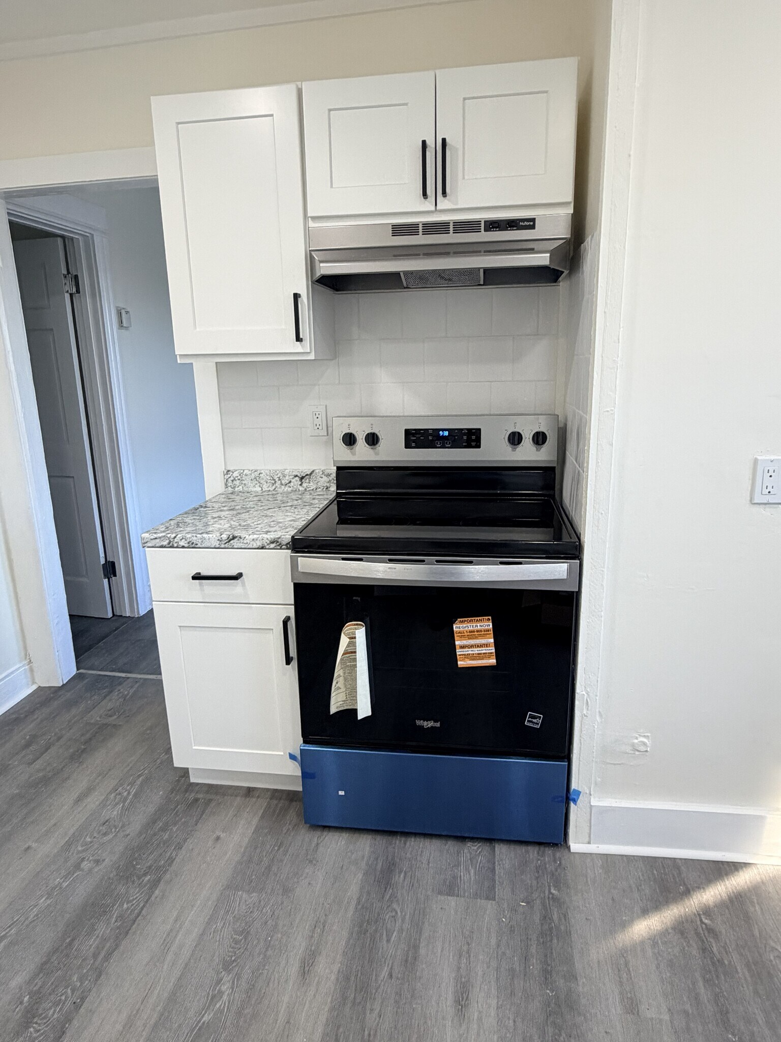 Kitchen - 574 W Main St