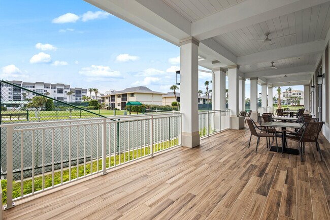 Building Photo - 2400 S Ocean Dr