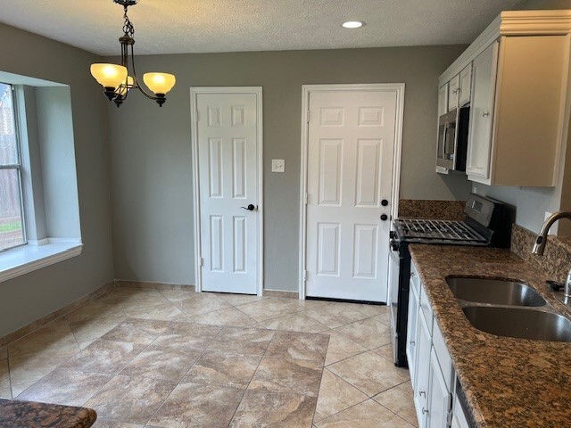 Building Photo - 19315 Ruble Dr