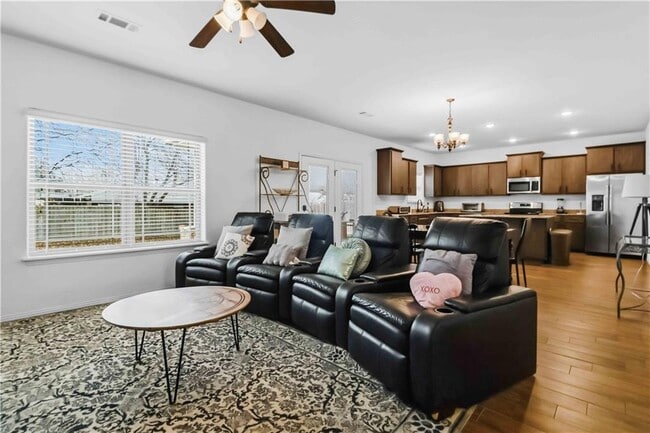 Building Photo - 1299 N Sicily Ln