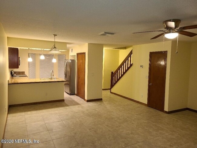 Building Photo - 5673 Bennington Dr