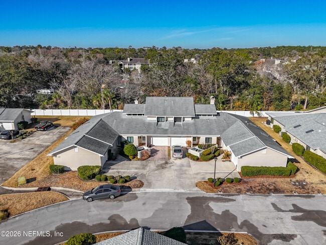 Building Photo - 141 La Pasada Cir W