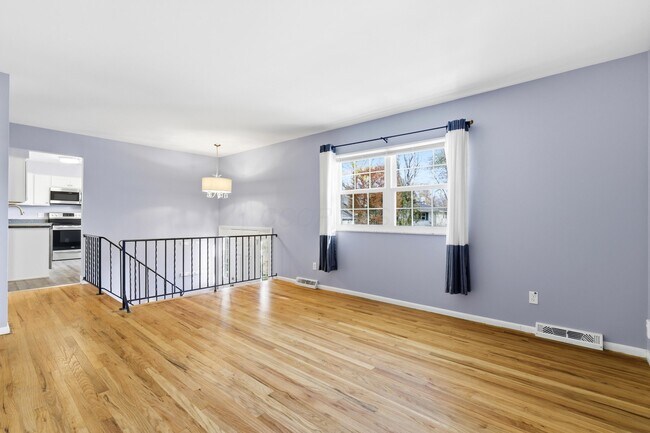 Building Photo - 6479 Karl Rd