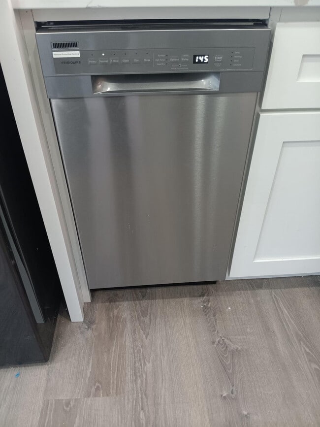 Building Photo - 1111 Atwells Ave