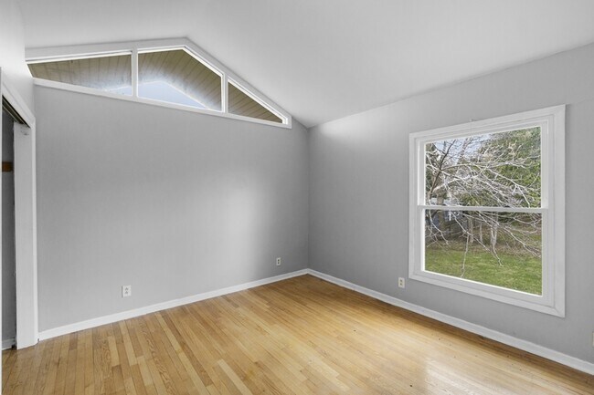 Building Photo - 101 Waldorf Pkwy