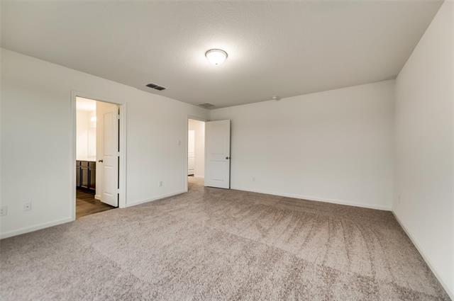 Building Photo - 828 Peach Tree Ln