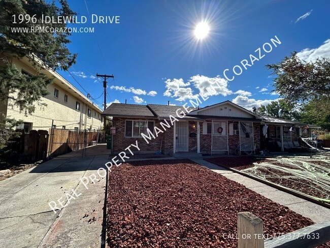 Primary Photo - 2 Bedroom, 1 Bath, 1 Car Garage Apartment ...