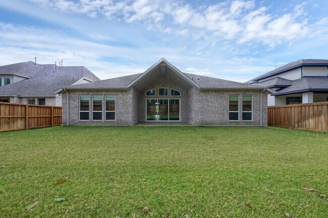 Building Photo - 8431 Willow Whisper Ln