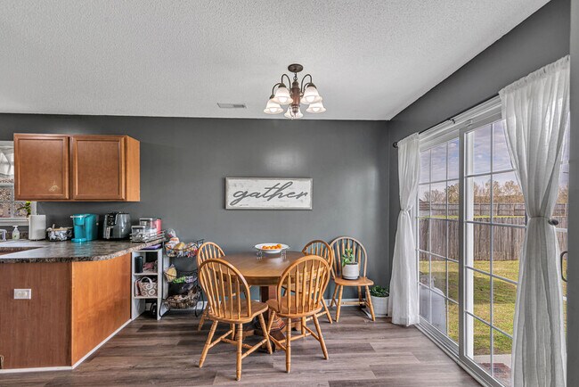 Building Photo - 202 Quarry Trail