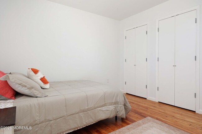 Building Photo - 29 Degraw Ave