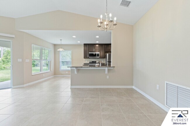 Building Photo - 121 Laguna Forest Trail