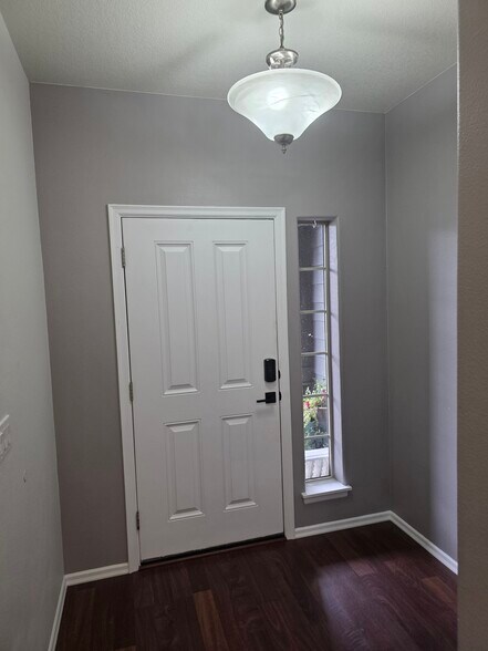 Building Photo - 15493 SE Eckert Ln