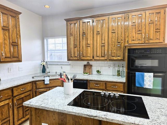 Building Photo - 9614 Heartstone Ln