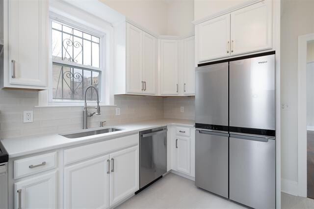 Building Photo - 33 Glenwood Ave