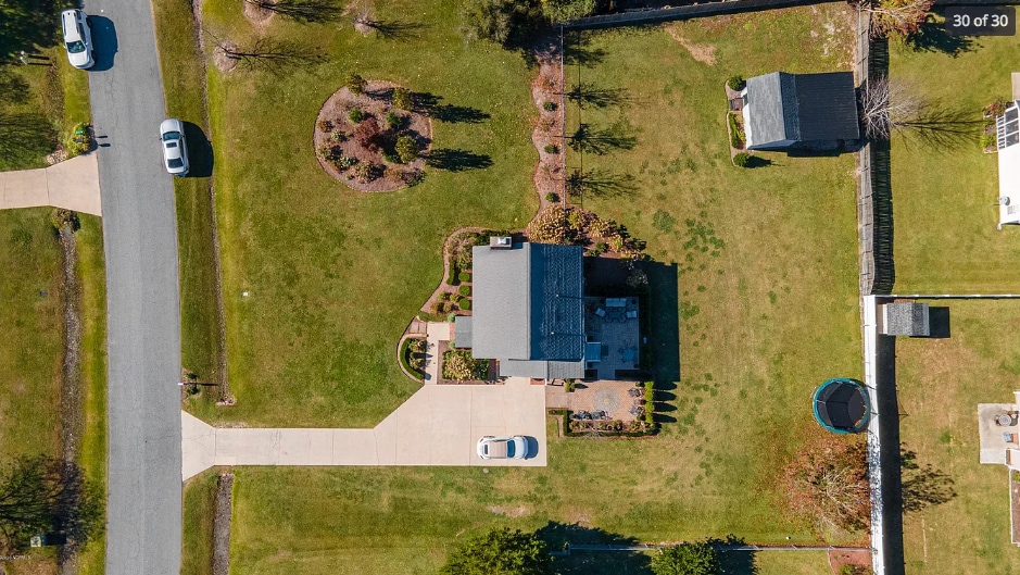 Building Photo - 966 Teakwood Dr