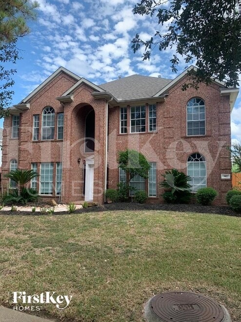 Building Photo - 902 Rock Springs Dr