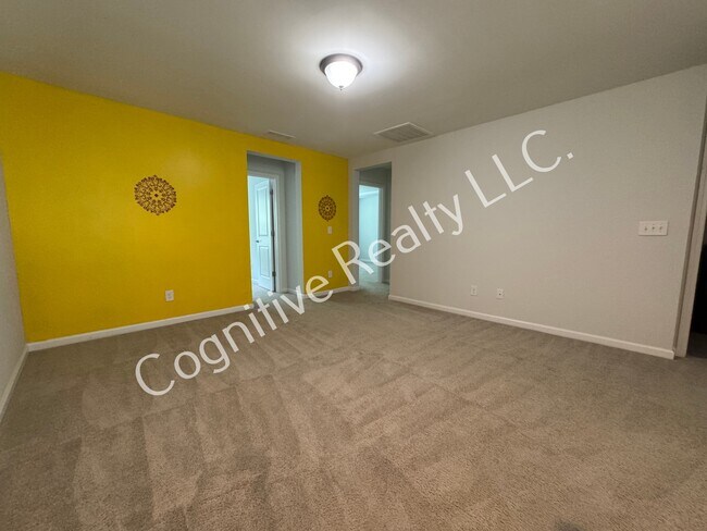 Building Photo - 1024 Laurel Twist Rd