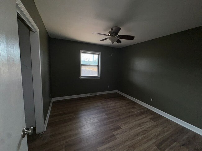 Building Photo - 6120 Dove Lake View