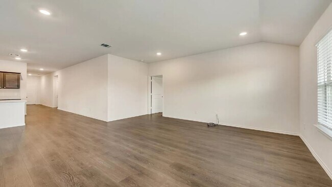Building Photo - 972 Glover Dr