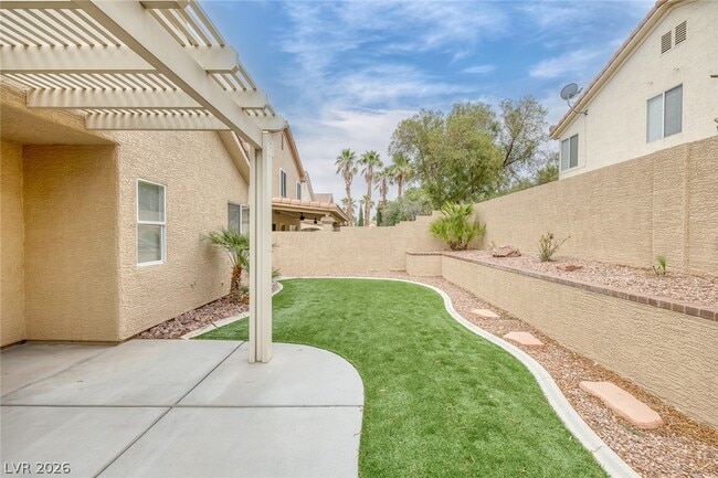 Building Photo - 8249 Peaceful Canyon Dr