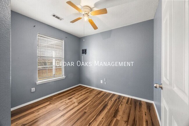 Building Photo - 100 N Brandon St