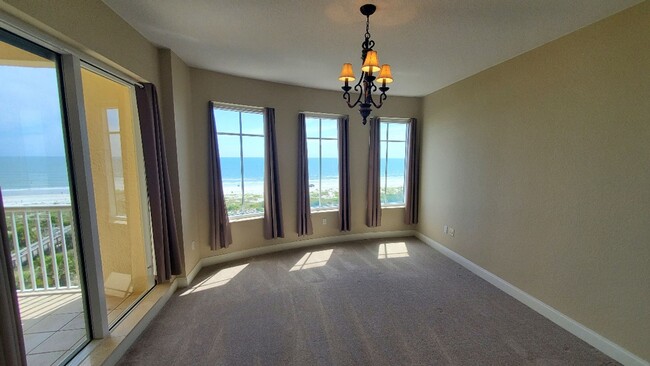 Primary Photo - Beautiful 3 bedroom Oceanfront Condo for l...