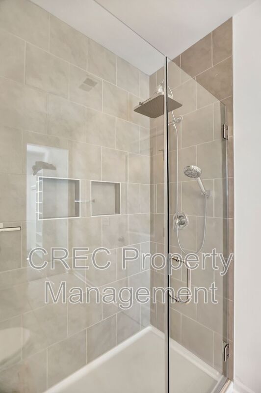 Building Photo - 691 Snow Owl Dr