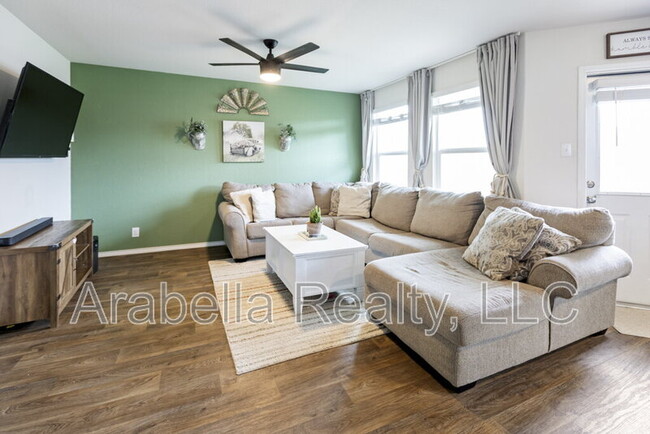 Building Photo - 15322 Shortwing